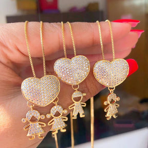 o Colar Amor de Mãe Banhado a Ouro - O Presente Perfeito para Mães e Avós - Kaype Store